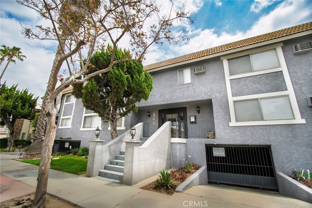 Welcome to this charming Burbank gem, nestled in a sought-after neighborhood that blends small-town charm with big-city convenience. Located in one of Southern California’s busiest commerce centers, you're just minutes from major shopping and some of the area’s best locally owned restaurants. This well-maintained 25-unit building offers a warm sense of community and friendly neighbors. The freshly painted, 2-bedroom, 2-bathroom bottom-floor unit features tasteful laminate flooring, abundant natural light, and a functional layout. The bright galley kitchen offers ample counter space, a walk-in pantry, and comes equipped with a refrigerator. Both bedrooms are generously sized with large closets and an airy, inviting feel. The bathrooms are clean and spacious, perfect for comfortable everyday living. Two assigned underground parking spaces are included in the secured, gated garage, and an elevator in the building adds convenience for everyday access. Shared laundry is located just steps from your front door, and the building’s open, sunlit entry enhances the welcoming atmosphere. This is a wonderful opportunity to own in one of Burbank’s most desirable pockets. Laundry hook ups in the pantry.
