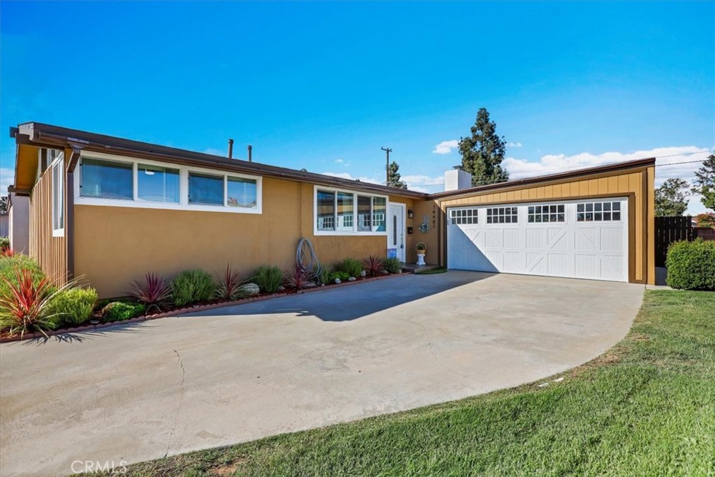 14487 San Feliciano Drive