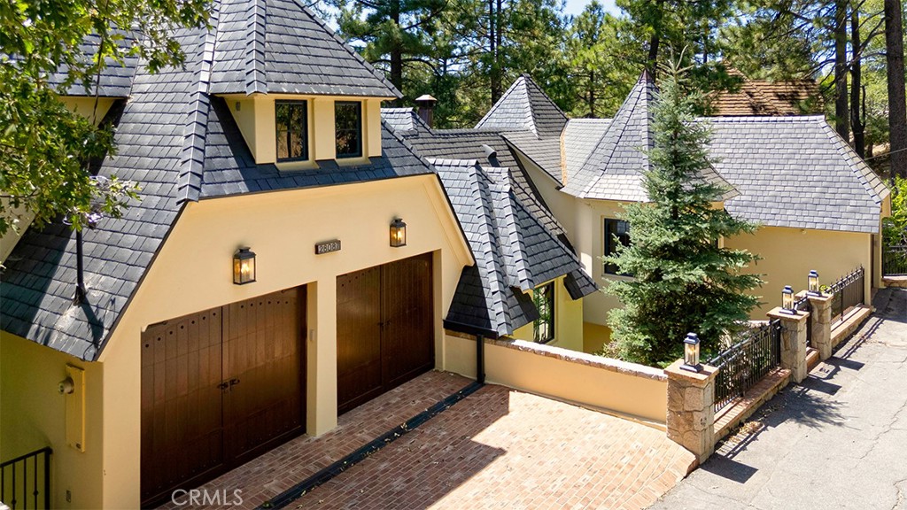 Arrowhead Woods (AWHW) - Residential