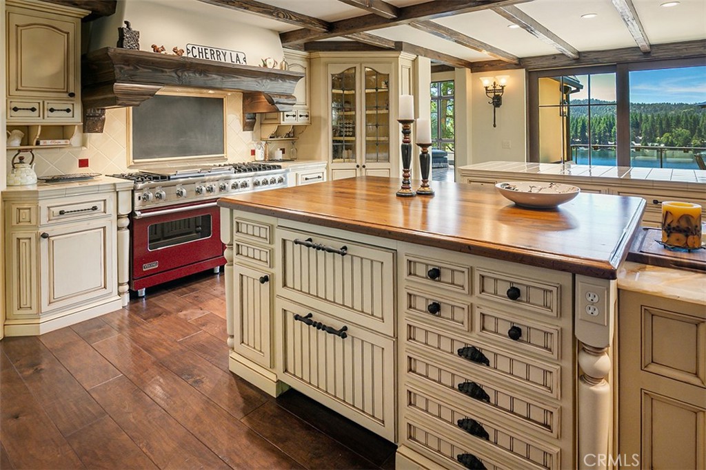 Arrowhead Woods (AWHW) - Residential