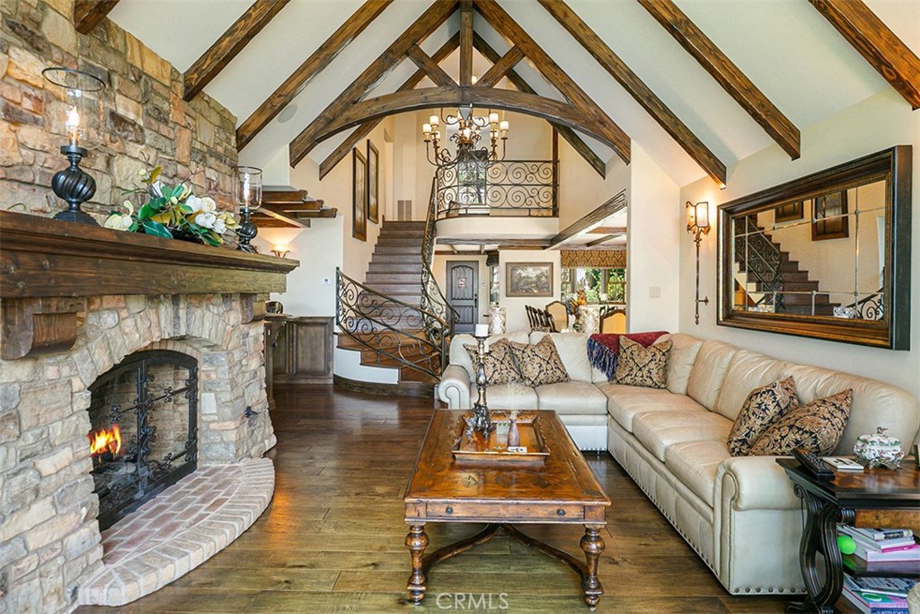 28087 North Shore Road