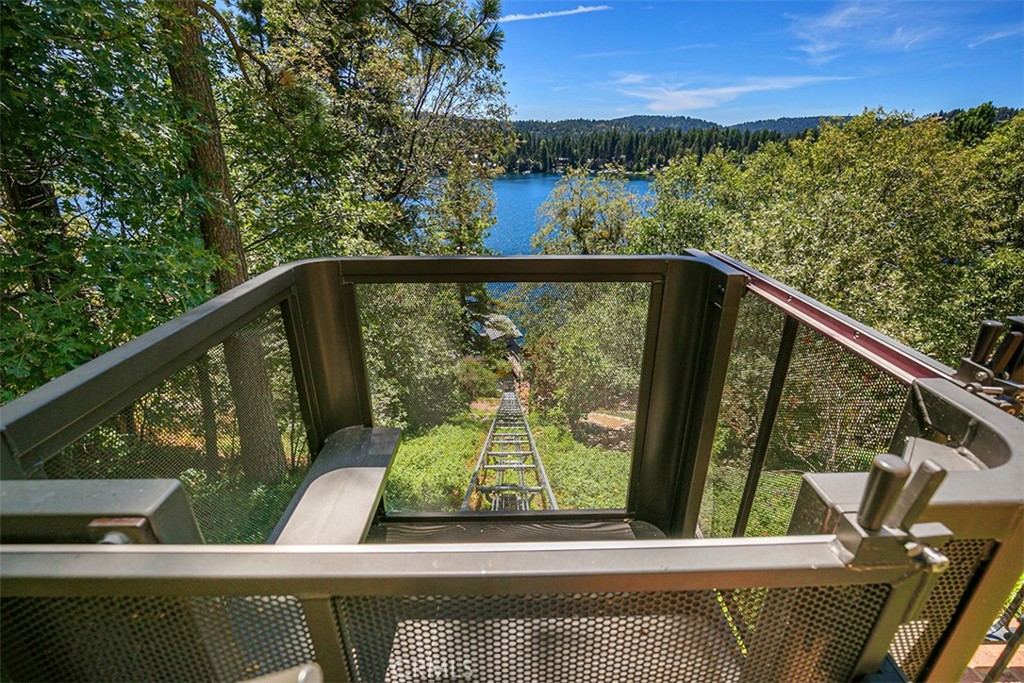 Arrowhead Woods (AWHW) - Residential