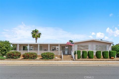 Photo of 2975 Manzanita Way, Hemet, CA 92545 (MLS # SW26075061)