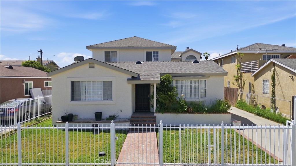 3362 1/2 W 134th Street