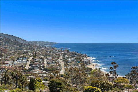 Photo of 612 Allview Place, Laguna Beach, CA 92651 (MLS # LG26067742)