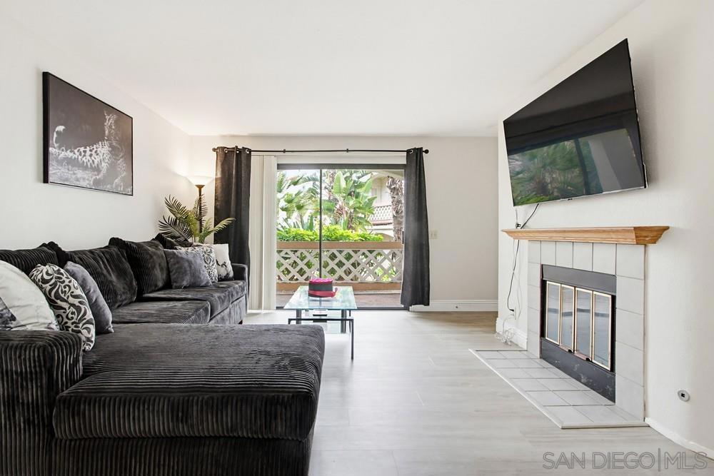 9418 Twin Trails Dr 102