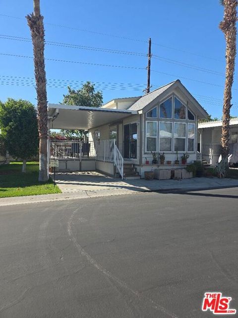 Photo of 84136 Avenue 44 Ave #372, Indio, CA 92203 (MLS # 25609899)
