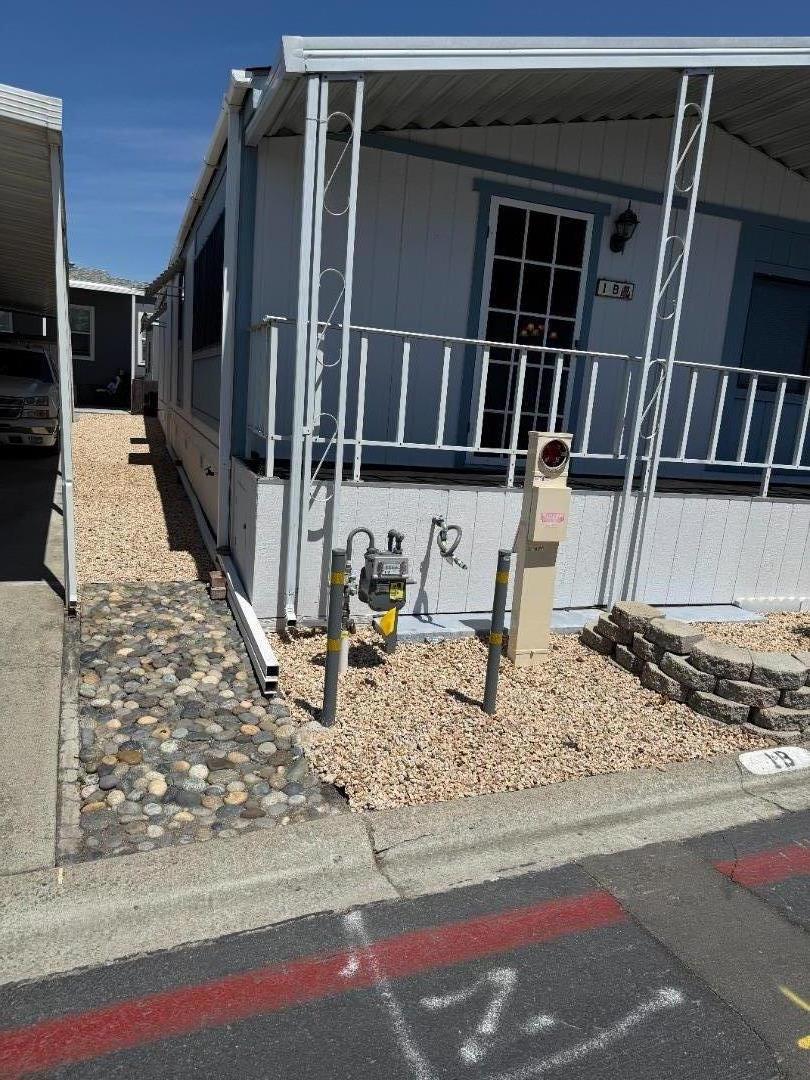 1220 Tasman Drive 1B