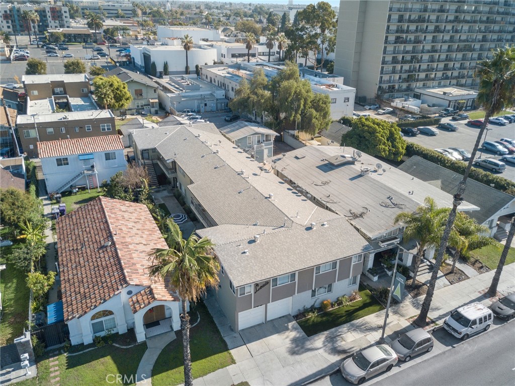 1106 Pacific Avenue