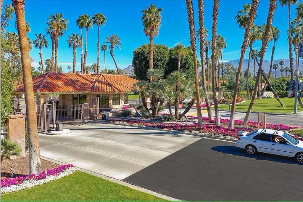 Monterey Country Clu - Residential