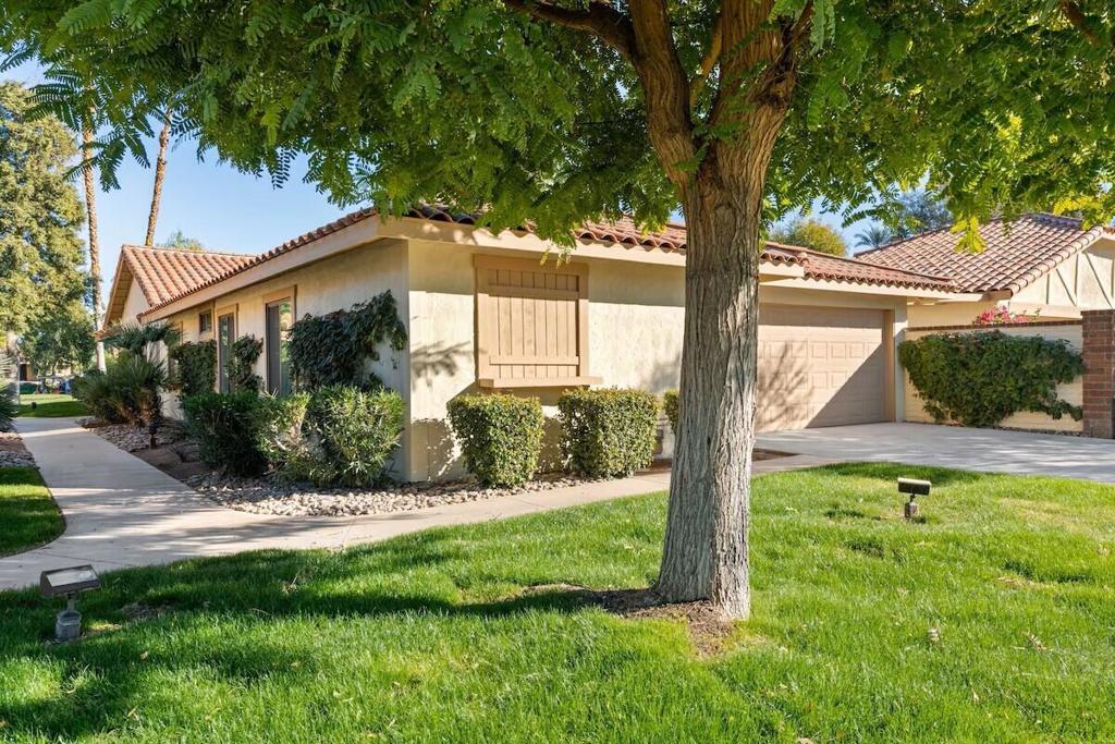 Monterey Country Clu - Residential