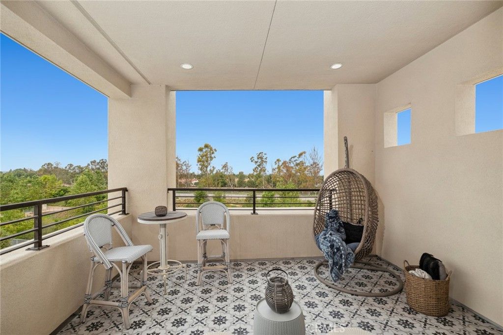 listing image 130722248057064327037