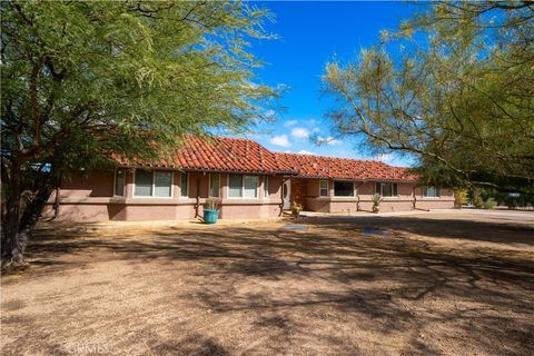 14064 Tioga Oak Hills CA 92344