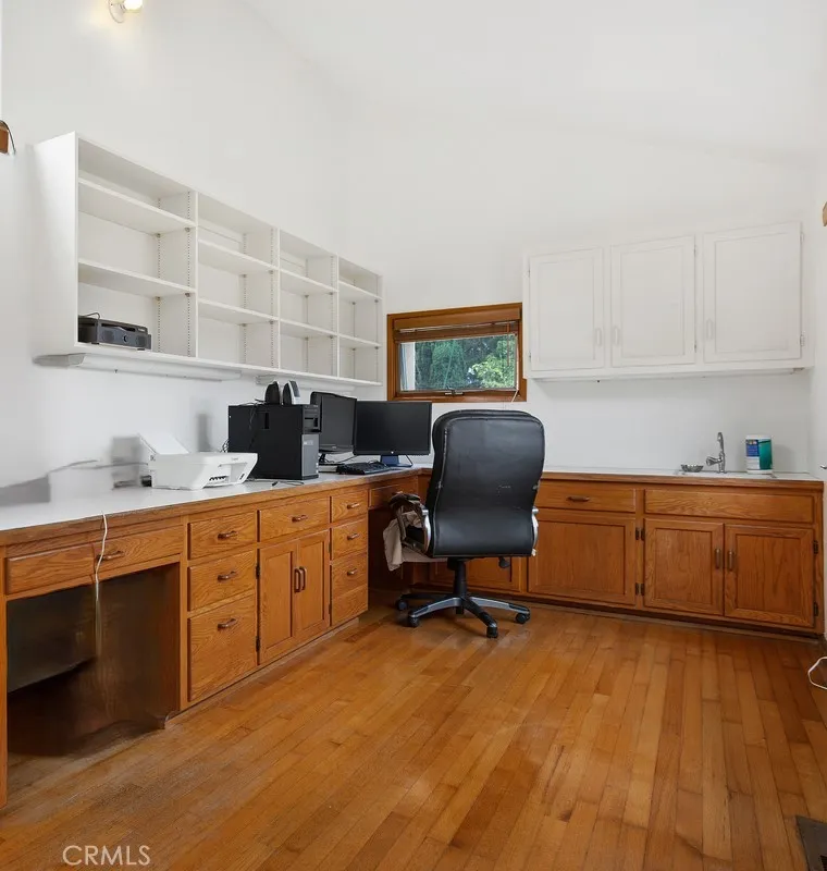 Fallbrook, California 92028, United States, 5 Bedrooms Bedrooms, ,3 BathroomsBathrooms,Residential,Active,213249