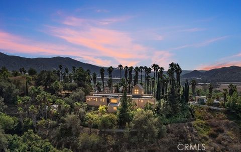 Photo of 3264 SHEARER CROSSING Xing, Fallbrook, CA 92028 (MLS # ND25218112)