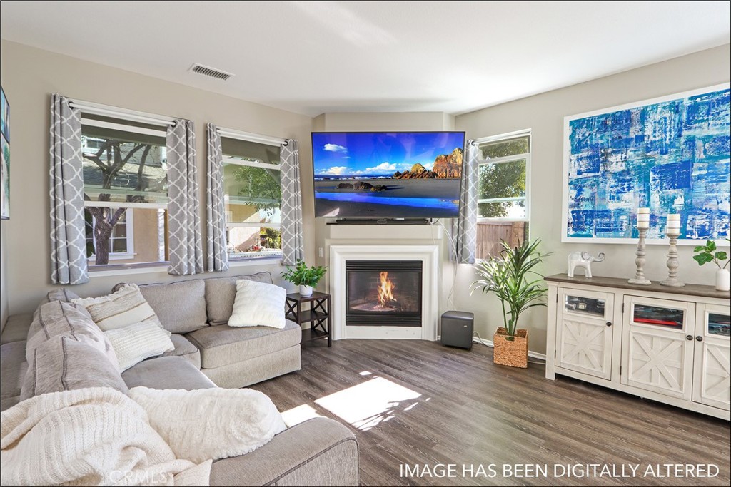 10 Bluff Cove