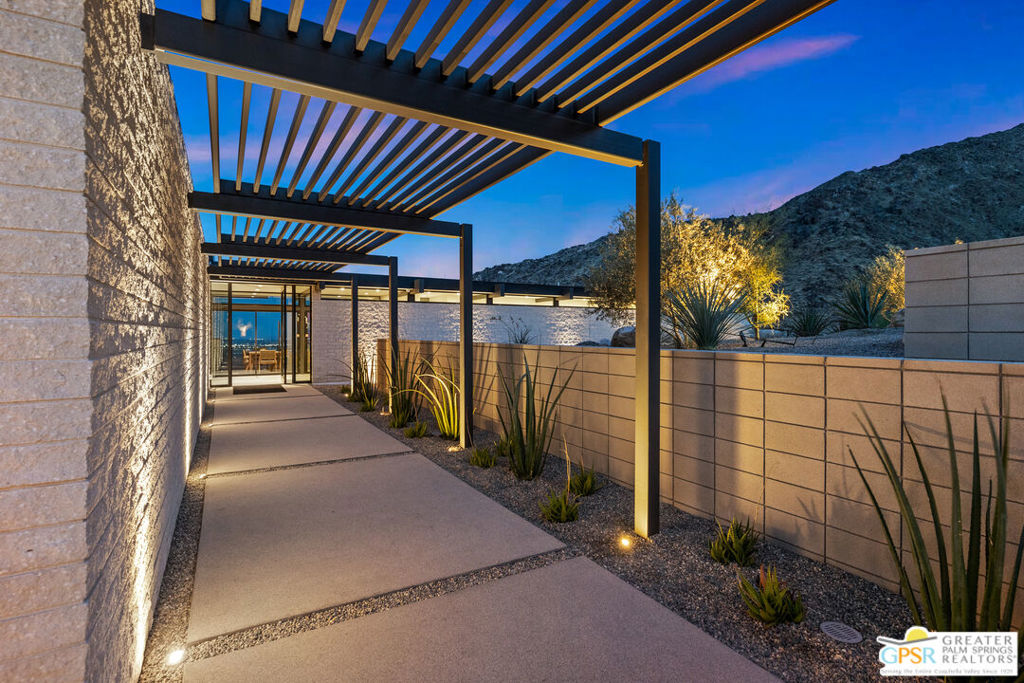 Desert Palisades - Residential