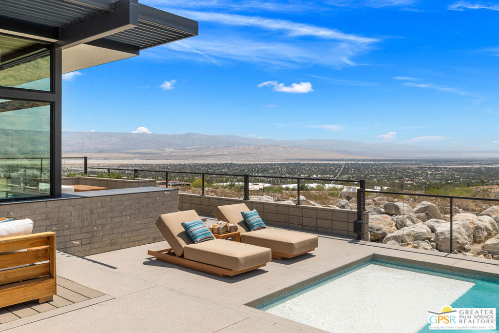 Desert Palisades - Residential