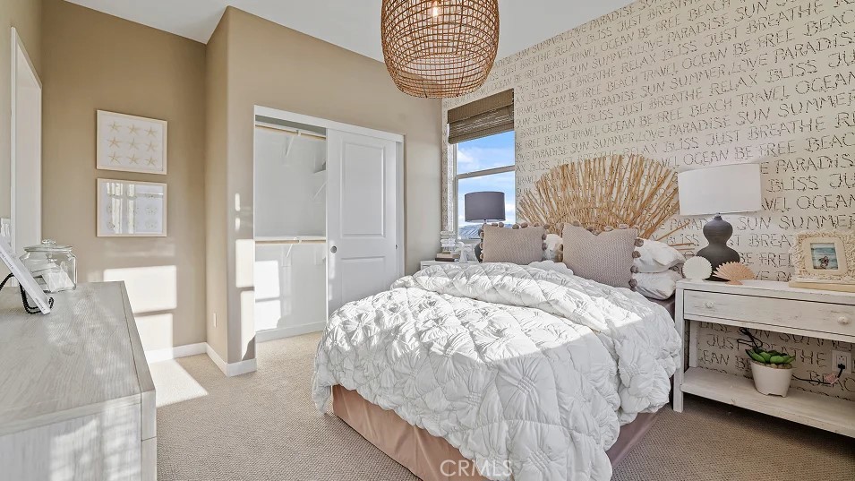 Crest at Metro Heights - Residential