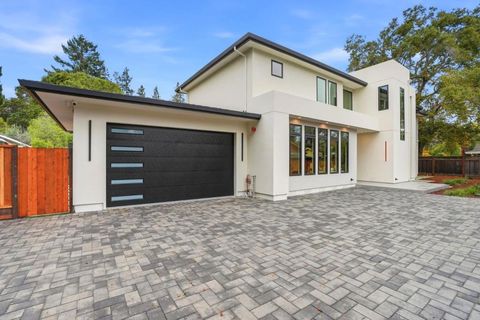 Photo of 581 16th Avenue, Menlo Park, CA 94025 (MLS # ML82040890)