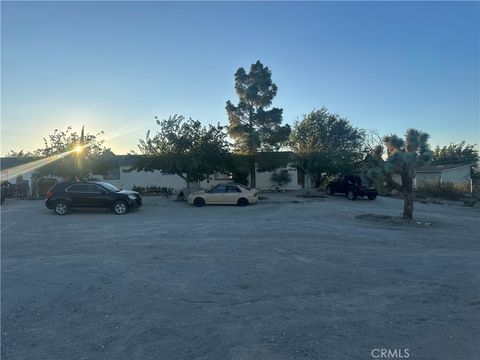 Photo of 9372 Mesa Rd Rd, Lucerne Valley, CA 92356 (MLS # DW25213876) Photo of 9372 Mesa Rd Rd, Lucerne Valley, CA 92356 (MLS # DW25213876)