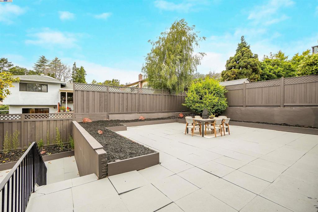 GRASS VALLEY - Residential