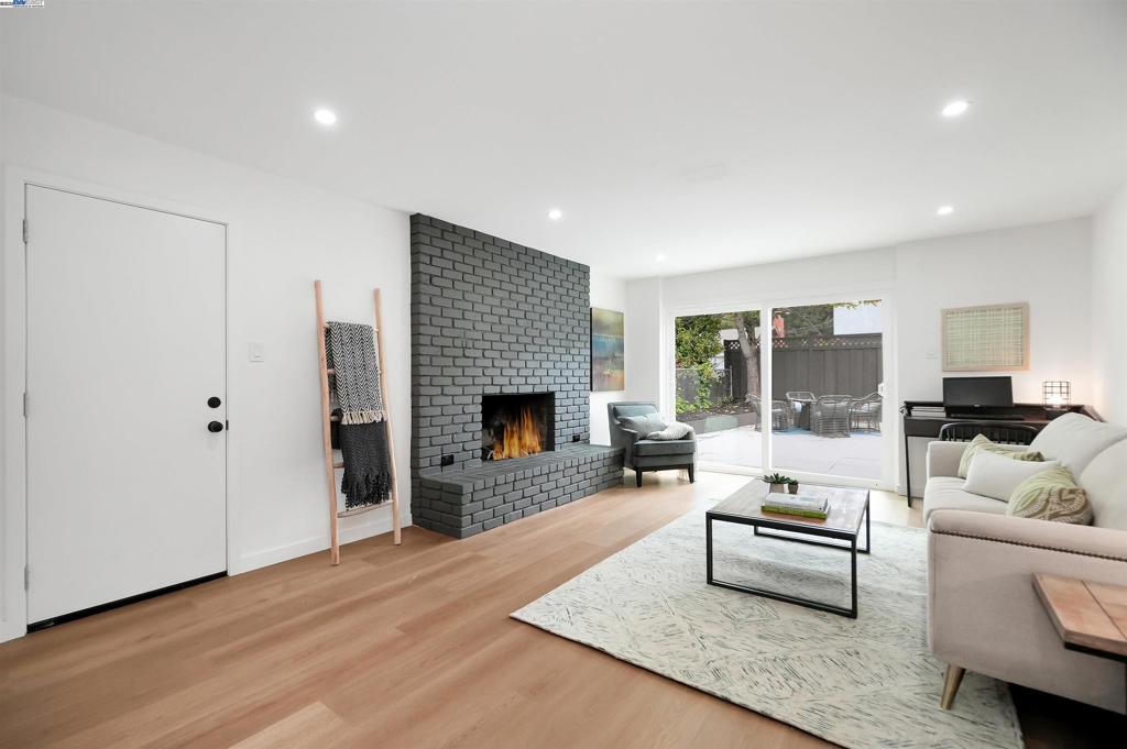 GRASS VALLEY - Residential
