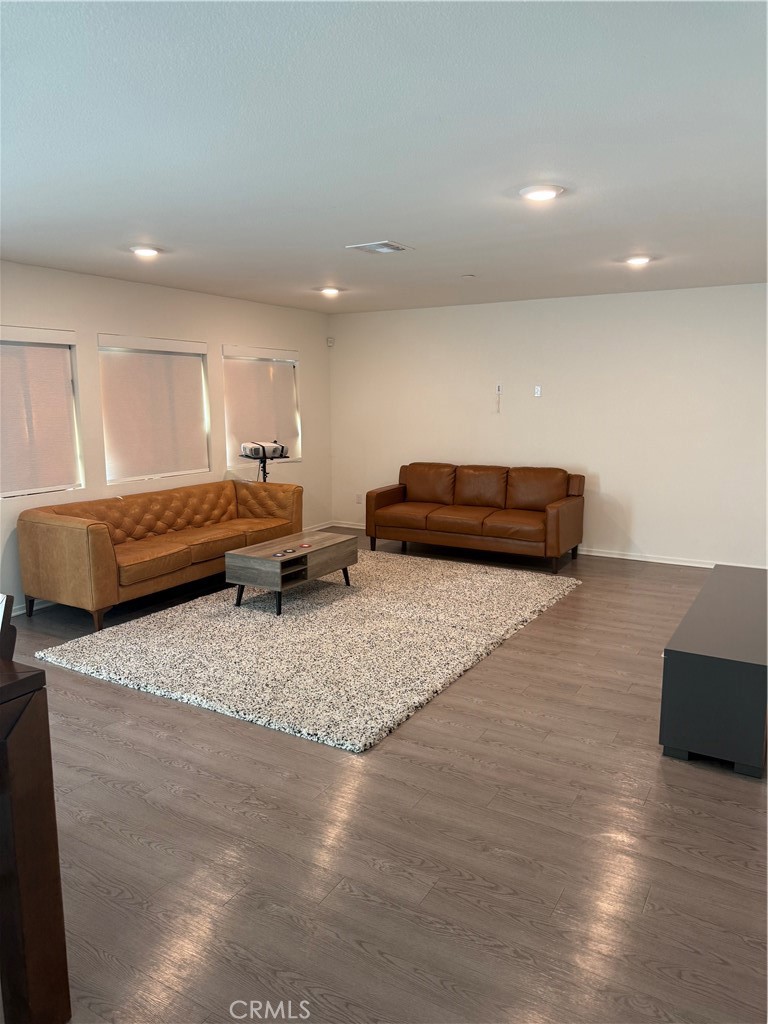 805 Florblanca Court
