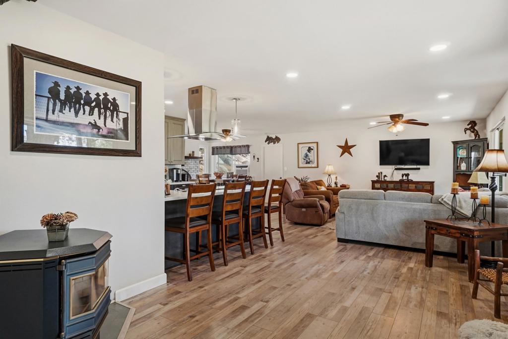 1541 Round Potrero Rd