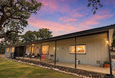 Photo of 1541 Round Potrero Rd Rd, Potrero, CA 91963 (MLS # 260012146SD)