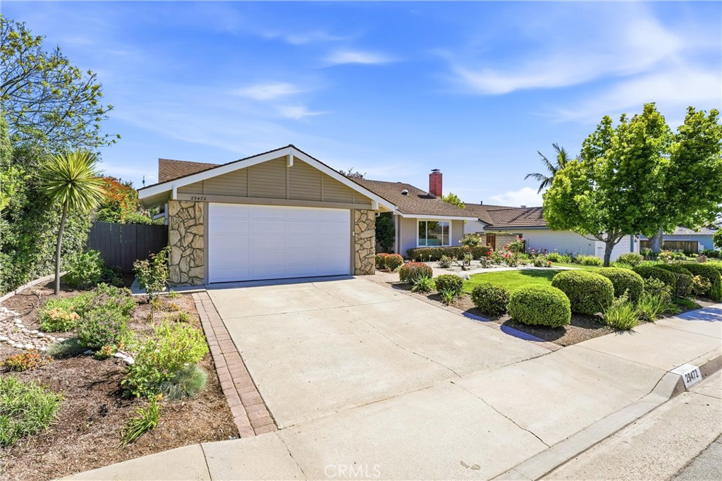 29472 Vista Plaza