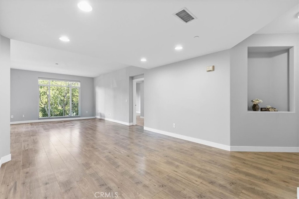 8275 Station Village 3201