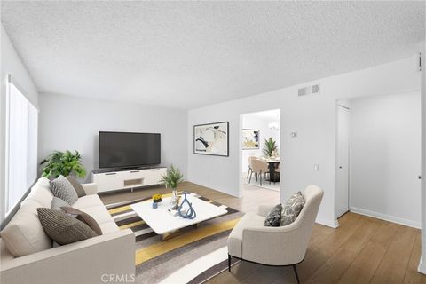 Tiny photo for 20120 Runnymede Street #17, Winnetka, CA 91306 (MLS # SR26048846)