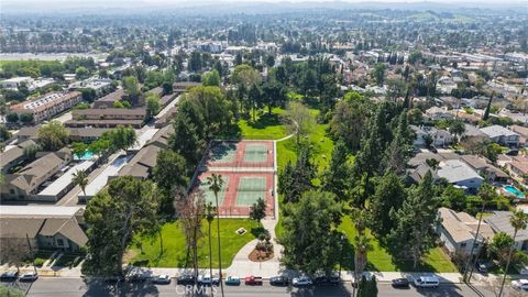 Tiny photo for 20120 Runnymede Street #17, Winnetka, CA 91306 (MLS # SR26048846)