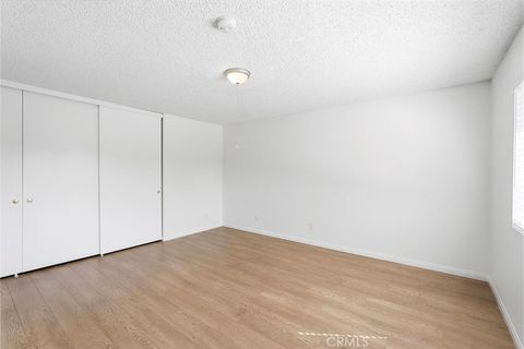 Tiny photo for 20120 Runnymede Street #17, Winnetka, CA 91306 (MLS # SR26048846)