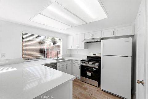 Tiny photo for 20120 Runnymede Street #17, Winnetka, CA 91306 (MLS # SR26048846)