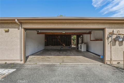 Tiny photo for 20120 Runnymede Street #17, Winnetka, CA 91306 (MLS # SR26048846)