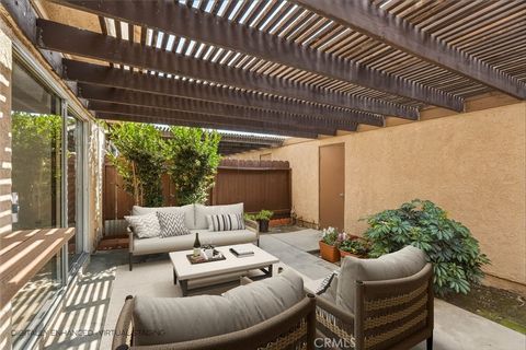 Tiny photo for 20120 Runnymede Street #17, Winnetka, CA 91306 (MLS # SR26048846)