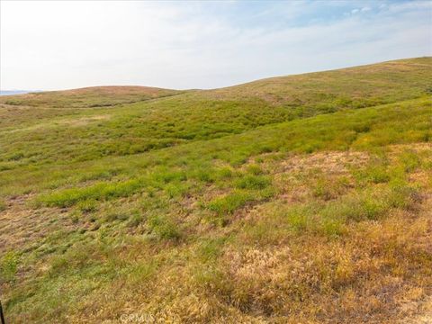 Tiny photo for 3730 Gruenhagen Flat Flt, Paso Robles, CA 93446 (MLS # SC26080960)