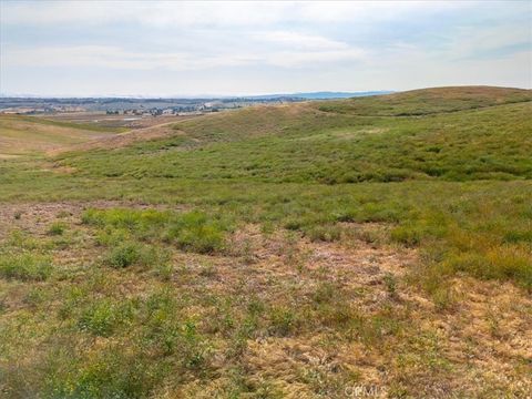 Tiny photo for 3730 Gruenhagen Flat Flt, Paso Robles, CA 93446 (MLS # SC26080960)