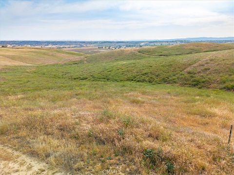 Tiny photo for 3730 Gruenhagen Flat Flt, Paso Robles, CA 93446 (MLS # SC26080960)