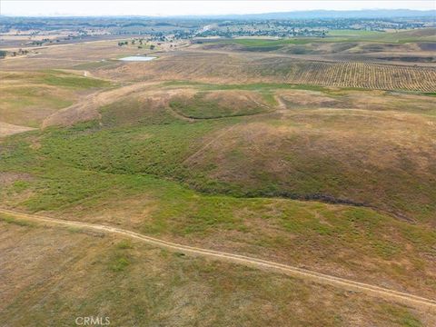 Tiny photo for 3730 Gruenhagen Flat Flt, Paso Robles, CA 93446 (MLS # SC26080960)