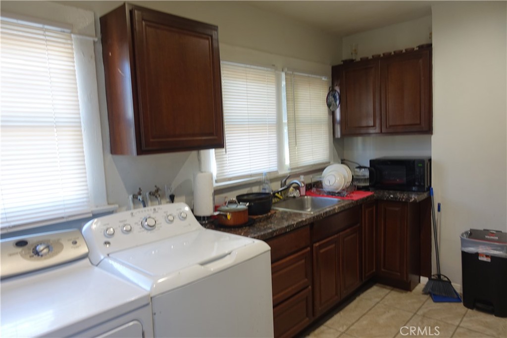 622 W 2nd Street