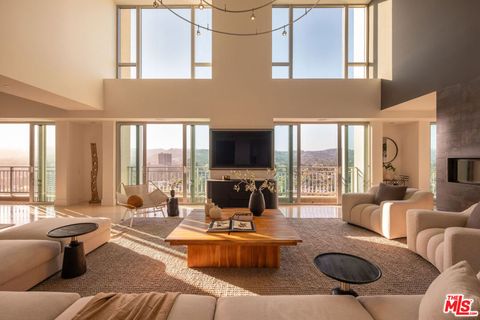 Photo of 10727 Wilshire Boulevard #PH2, Los Angeles, CA 90024 (MLS # 26850463)