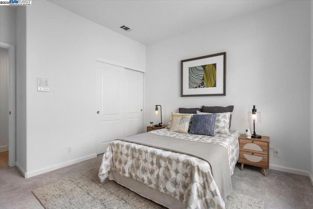 PALOMARES HILLS - Residential