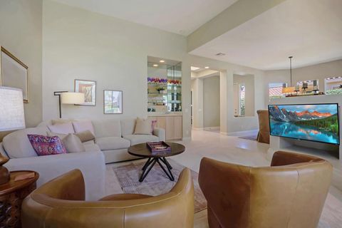 Photo of 425 Desert Holly Drive, Palm Desert, CA 92211 (MLS # 219131320DA)