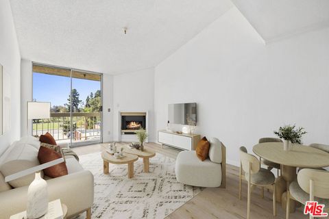 5143 Bakman Avenue 406 North Hollywood CA 91601