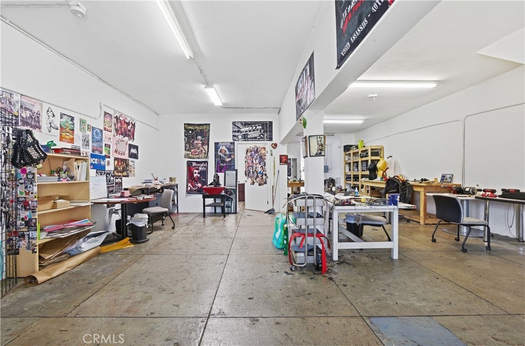 8317 Whittier