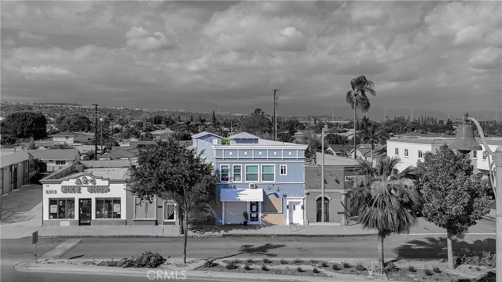 8317 Whittier