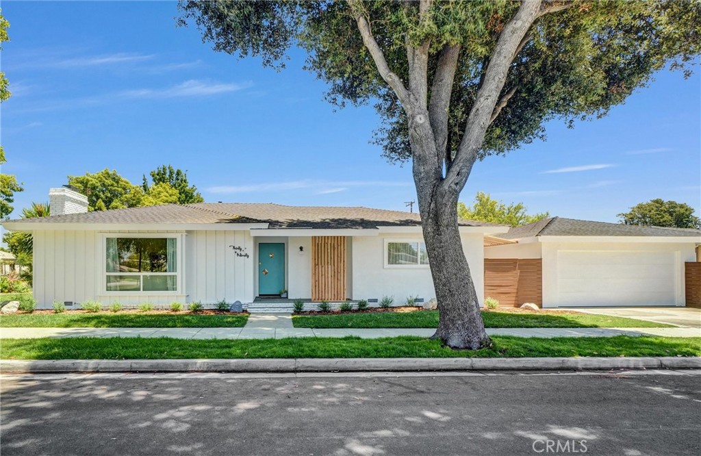 Photo 1 of 31 — 3090 Eucalyptus Avenue, Long Beach, CA 90806